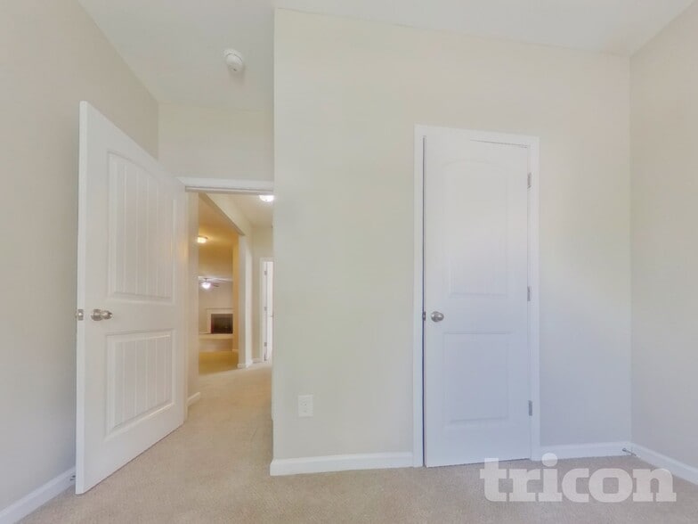 Building Photo - 338 Brookwood Crossing