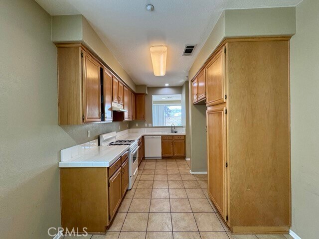 Building Photo - 30310 Island
