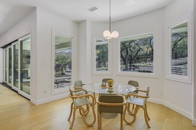 Building Photo - 5101 Cuesta Verde