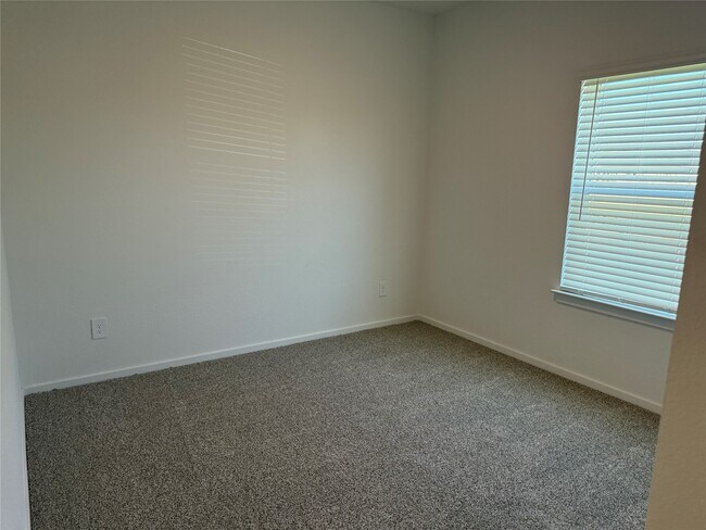 Building Photo - 23548 Skyward Ln