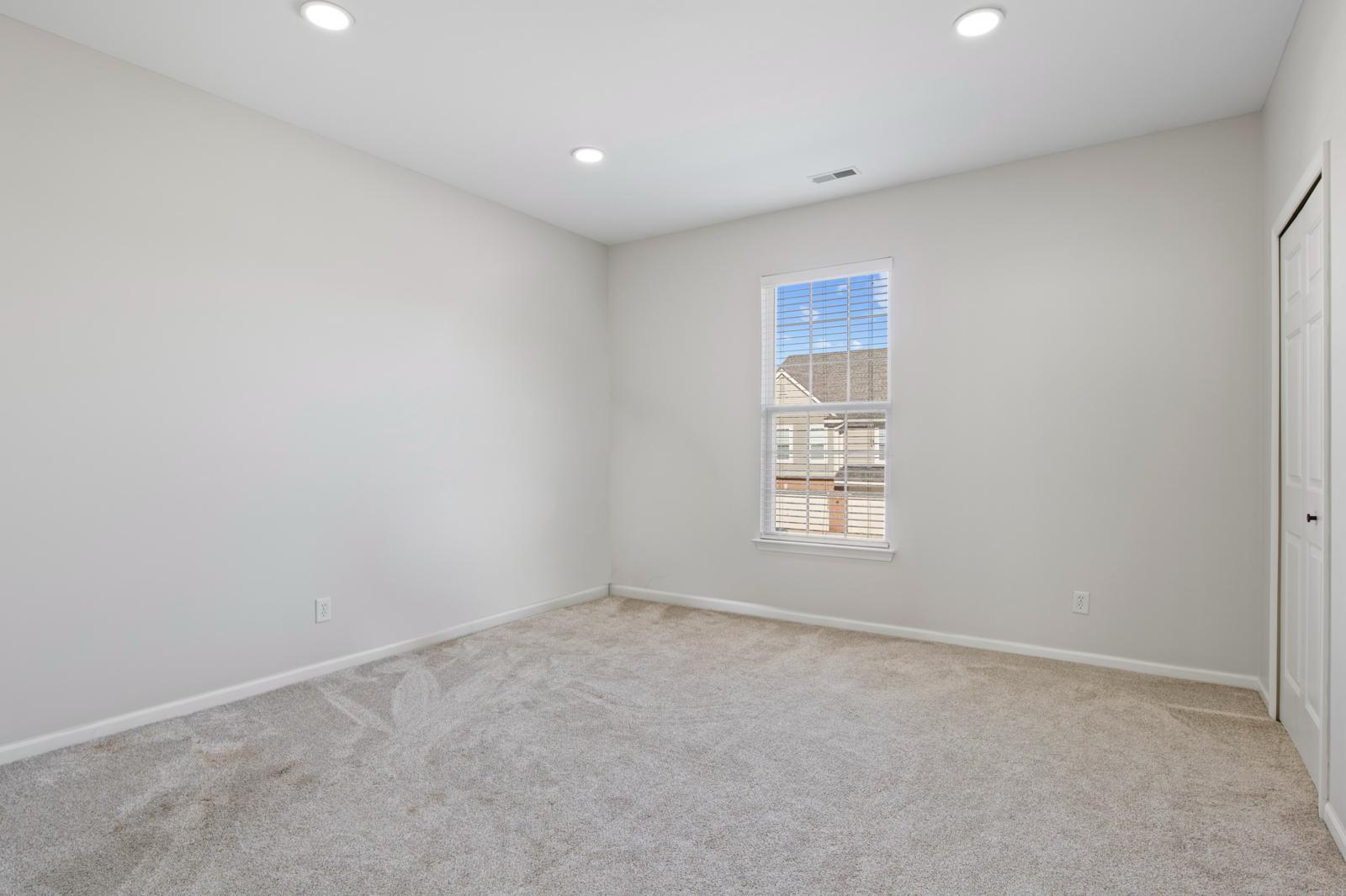 2nd BR - 40433 Glen Eagle Ln