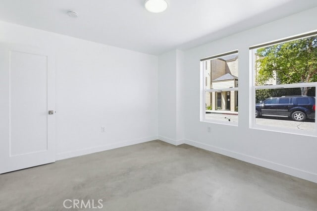 Building Photo - 1017 Riverine Ave