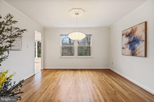 Building Photo - 3116 Wynford Dr