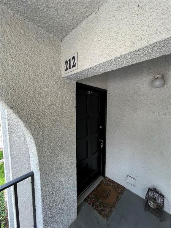 Building Photo - 705 Russell Ln