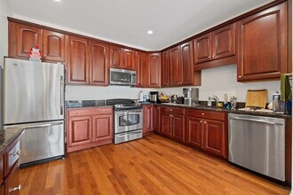 Building Photo - 20 Ave at Port Imperial