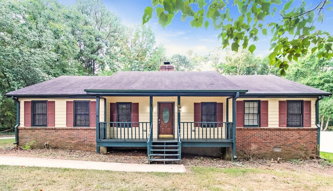 Primary Photo - 353 Sherwood Cir SE