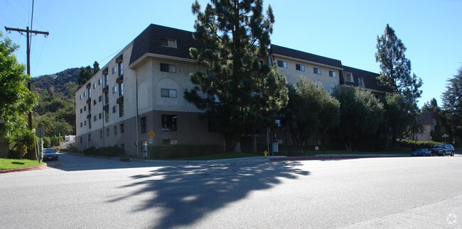 Building Photo - Verdugo Vista Apartments