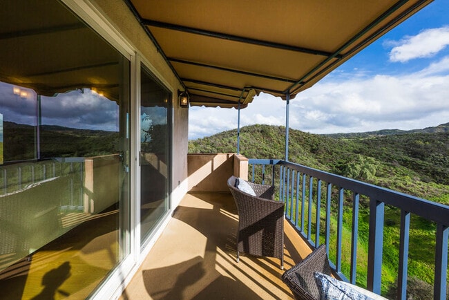 Building Photo - 20900 Bandera St