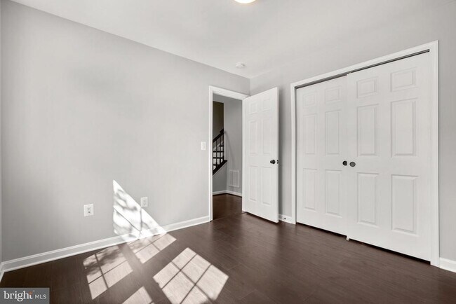 Building Photo - 25628 Pleasant Valley Rd