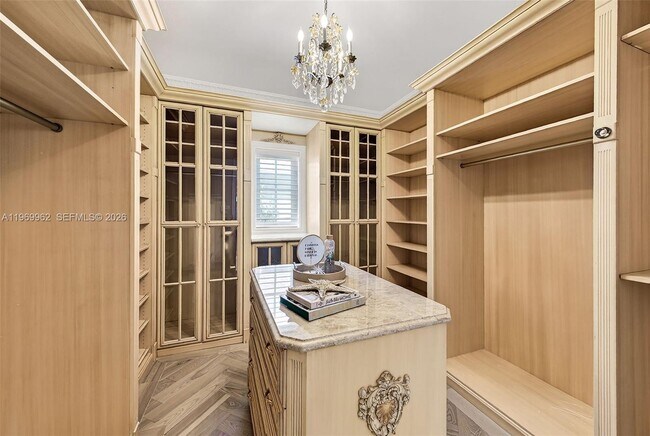 Building Photo - 628 Coral Way