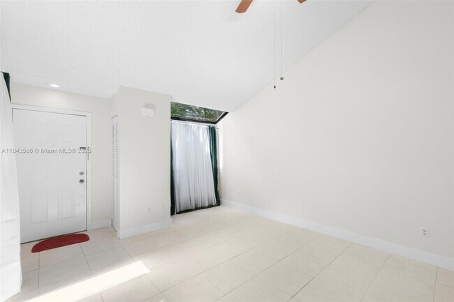 Building Photo - 7144 Sportsman Dr