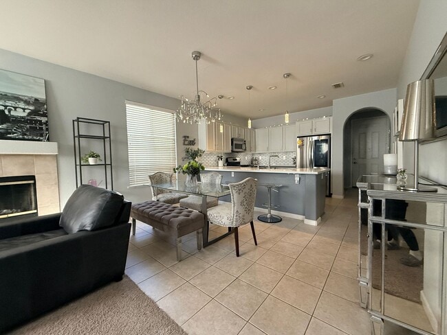 Building Photo - Beautiful 3bd/2ba Natomas Home with 2 Car Garage!