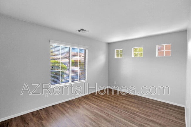 Building Photo - 11187 W Tonto St