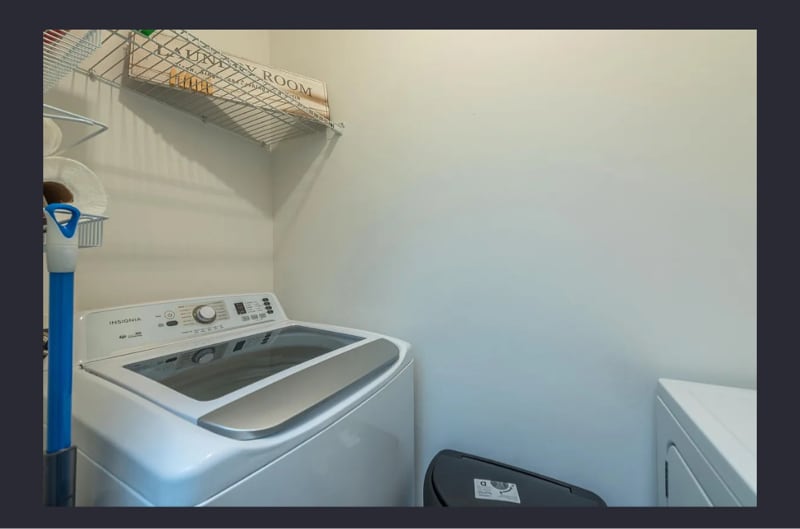 Building Photo - 32 Plant Pl