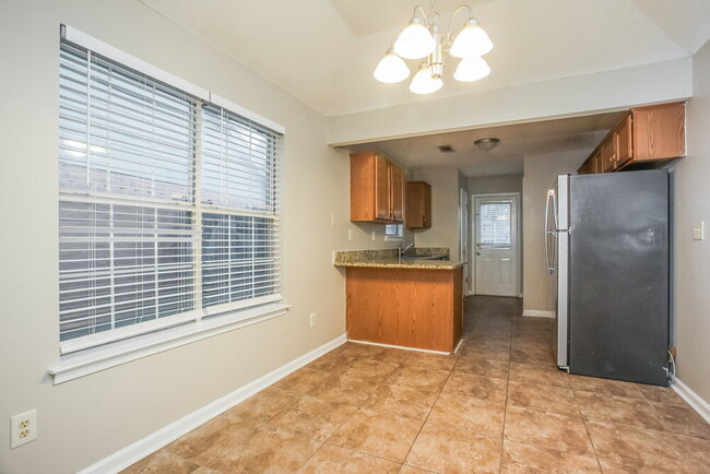 Building Photo - 3566 E Regency Park Cir