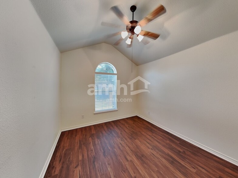 Building Photo - 3540 Desert Mesa Rd