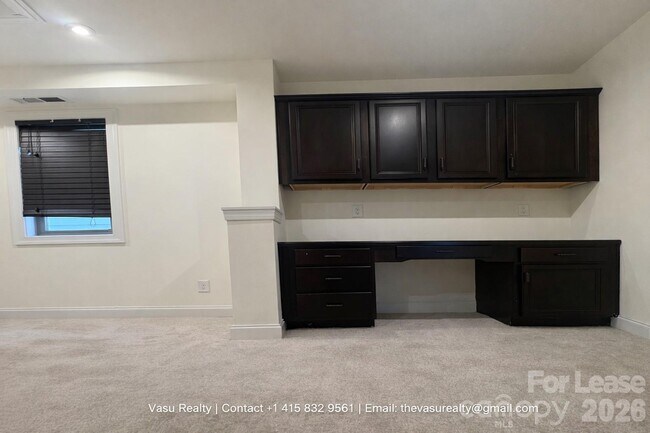 Building Photo - 14503 Knowledge Circle