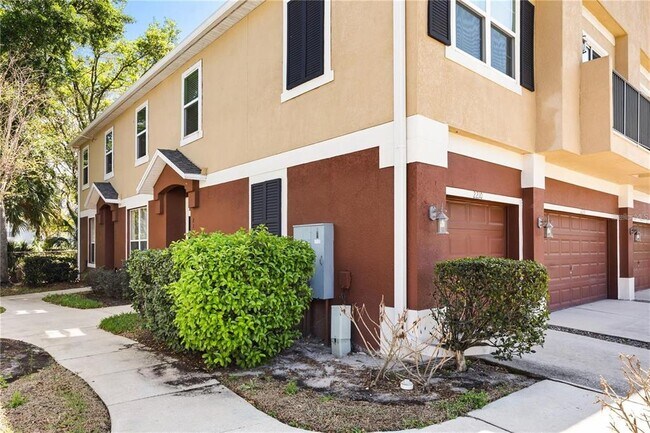 Building Photo - 2210 San Jacinto Cir