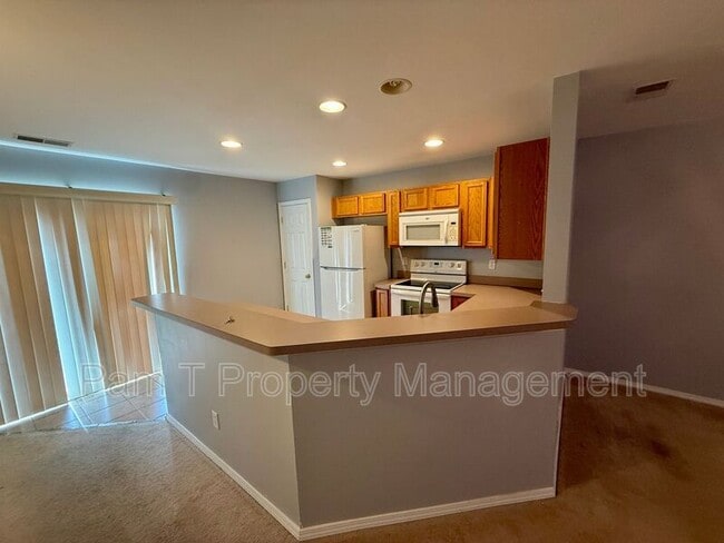 Building Photo - 37 Timber Crest Ct