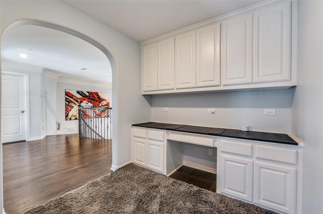 Building Photo - 3719 Briar Tree Ln