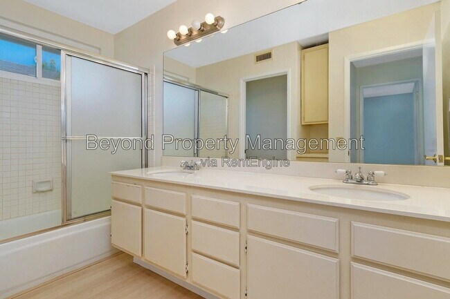 Building Photo - 8845 Sparren Way