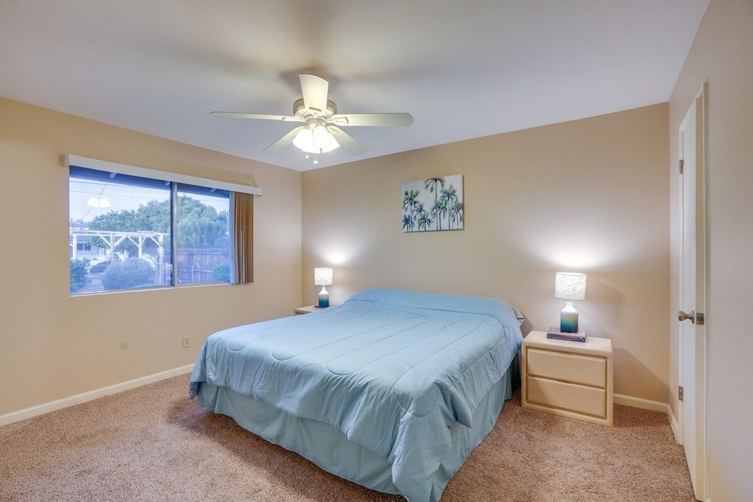 Building Photo - 11662 N Hacienda Dr