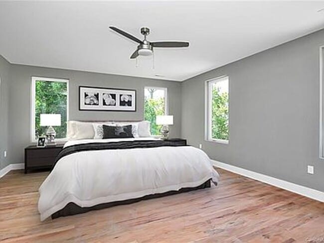 Building Photo - Located in the Smallwood Neighborhood only minutes to uptown Charlotte and all the major corridor...