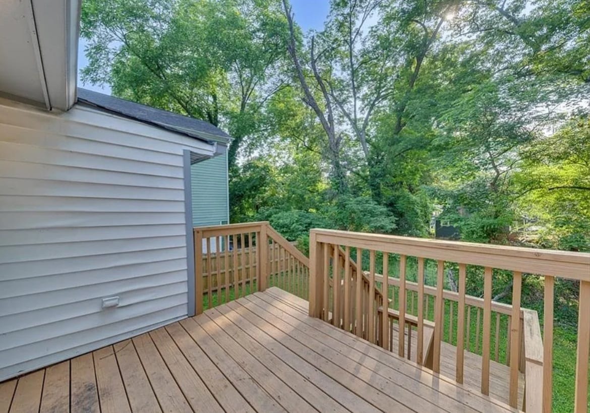 back deck - 845 Oak St NW