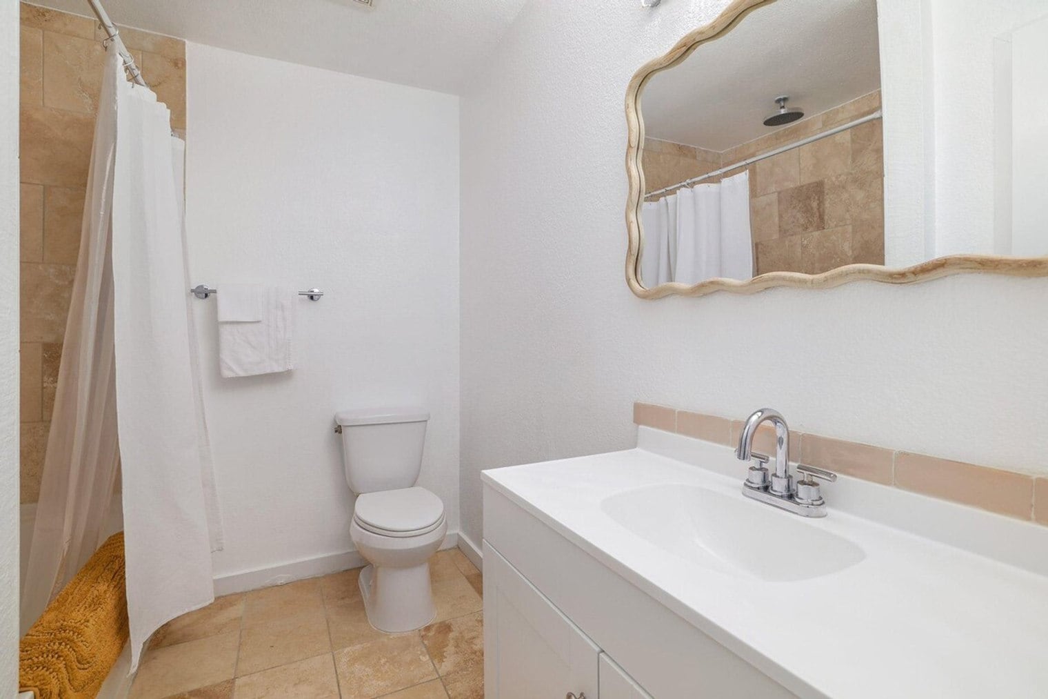 Building Photo - 1601A Southgate Cir