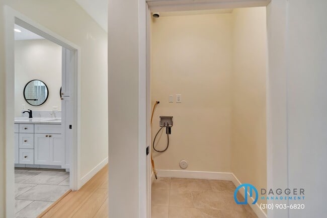 Building Photo - 2800 Winter St