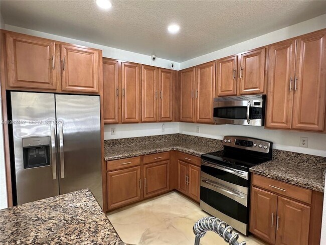 Building Photo - 27866 SW 142nd Ave