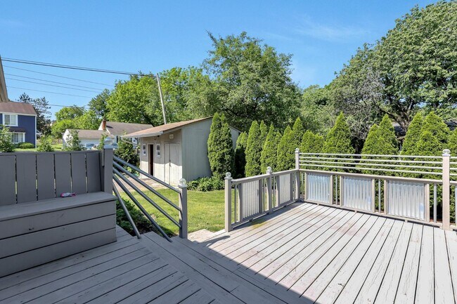 Building Photo - 5763 Stormcroft Ave