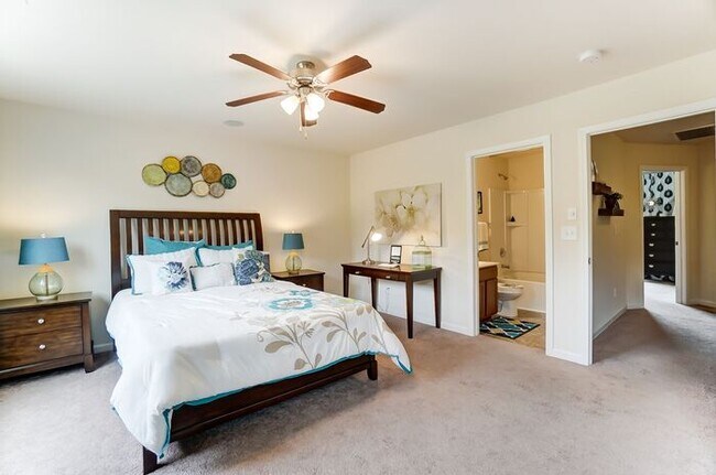 Building Photo - Comfort Meets Convenience in This Charming...