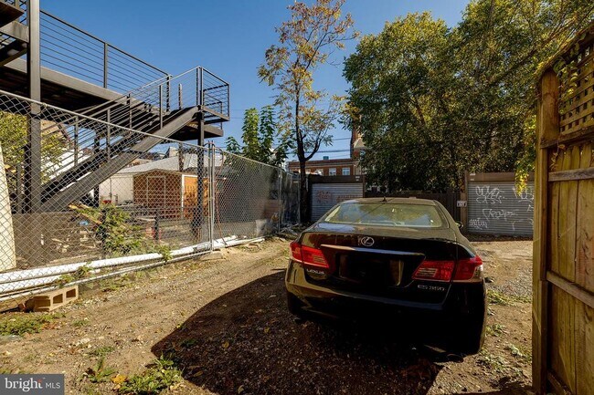 Building Photo - 2025 11th St NW
