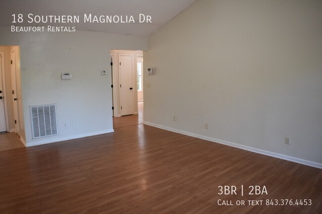 Building Photo - 18 Southern Magnolia Dr