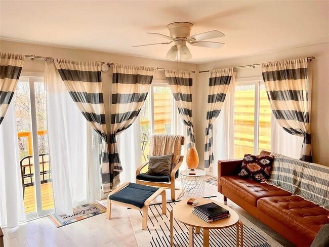 Building Photo - 4 Ulverston Dr