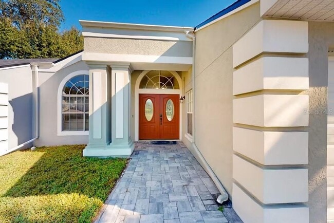 Building Photo - 102 Titan Dr