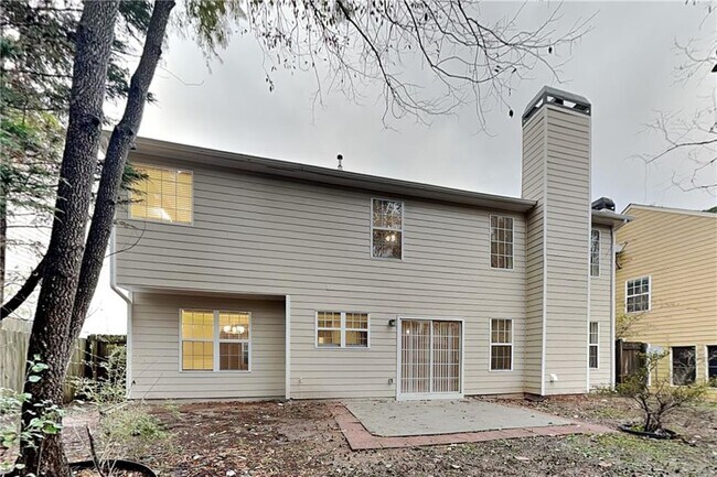 Building Photo - 400 Manor Glen Dr