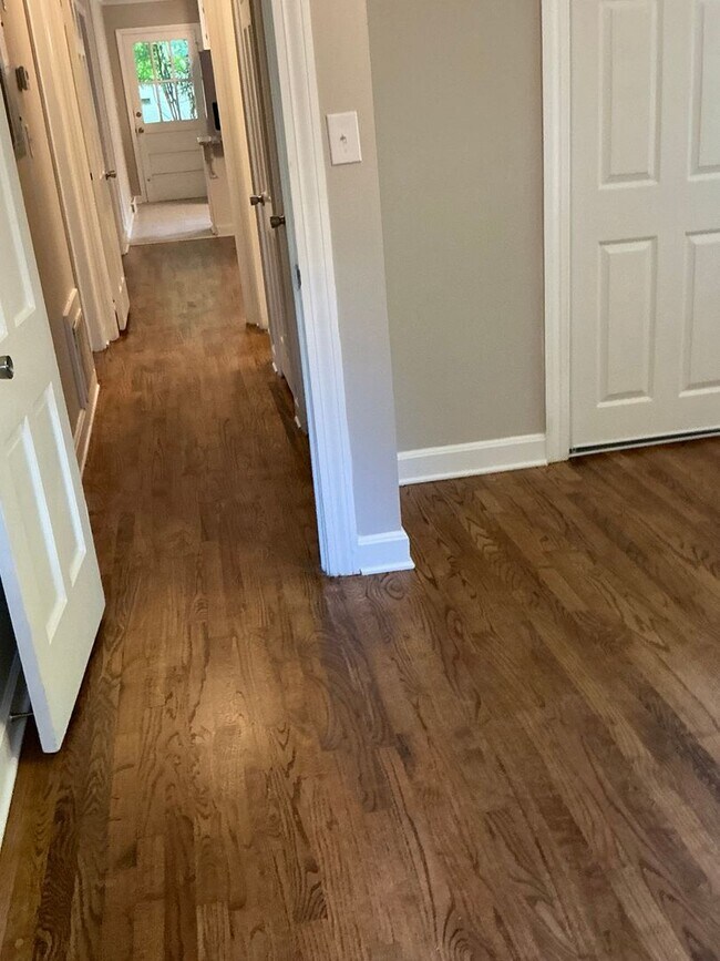 Building Photo - Now Available! Newly Renovated 3 BR/2 BA i...