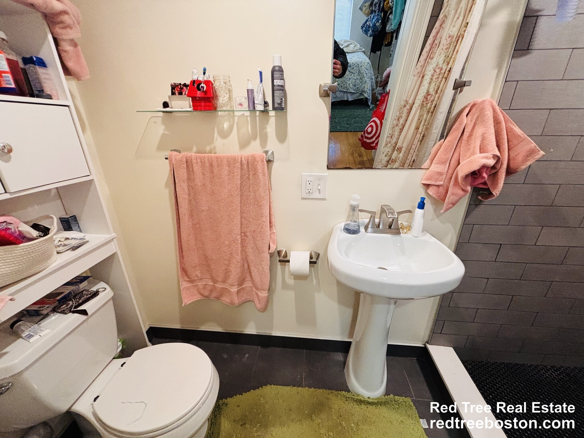 Building Photo - 549 Washington St