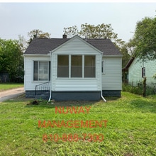 Building Photo - $1,100.00 - 2 Bed / 1 Bath House in Burton with a Spacious Loft Area