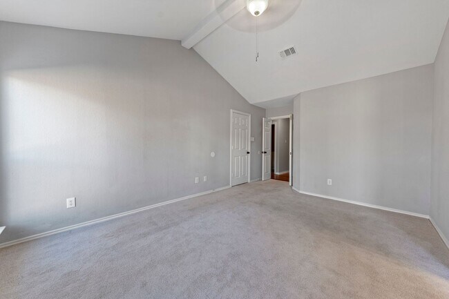 Building Photo - 128 Overbrook Dr