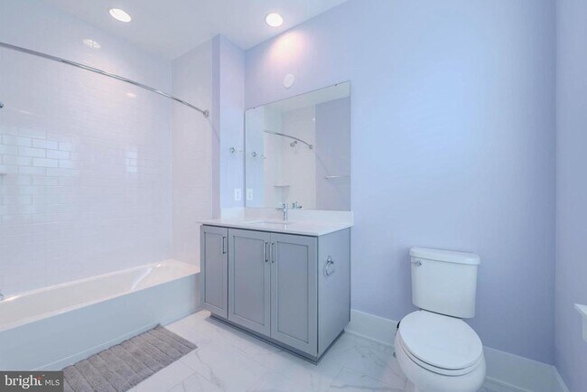 Building Photo - 11382 Emerald Park Rd