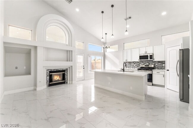 Building Photo - 529 Rancho Del Mar Way