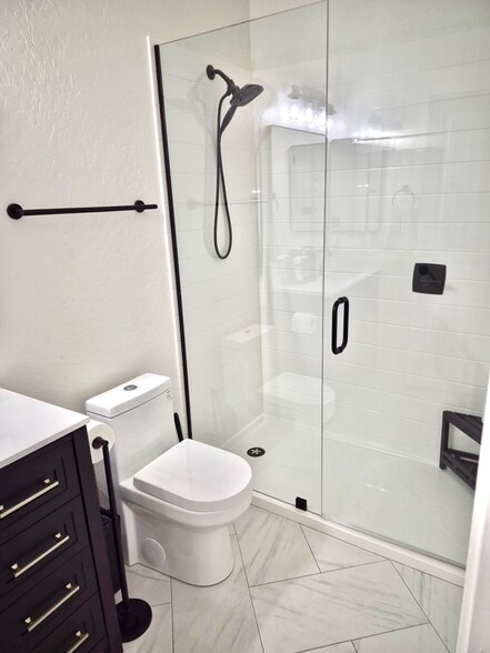 Building Photo - 719 S Longmore St