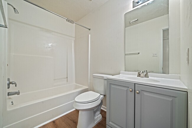 Building Photo - 21115 Hidden Bridle Ct