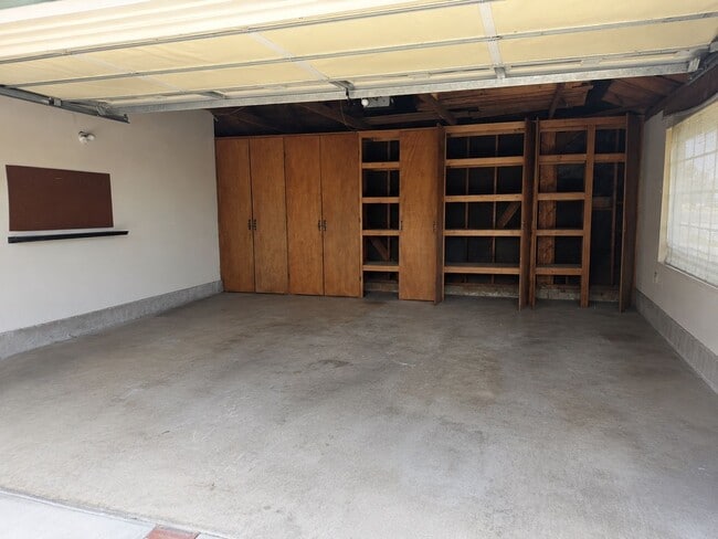 Building Photo - 15413 Talbot Dr