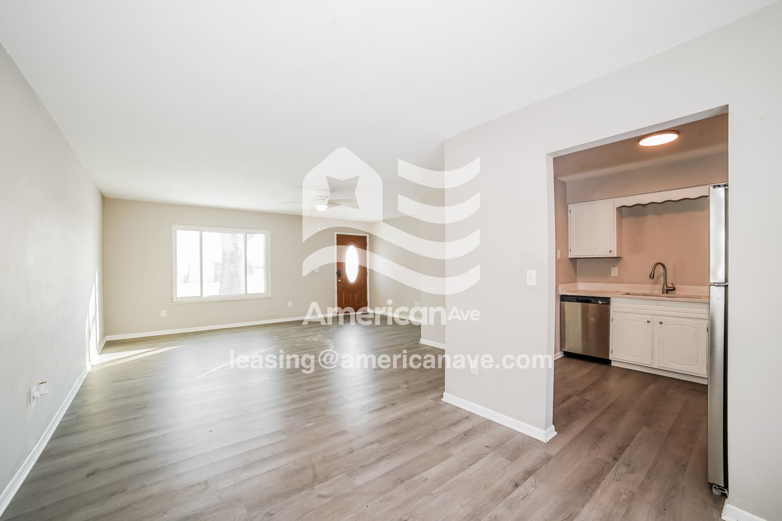 Building Photo - 3703 N Molleck Dr