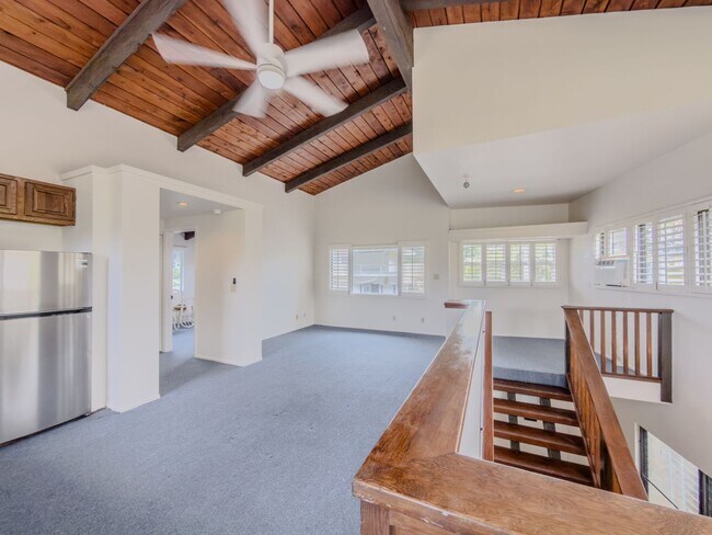 Building Photo - Quiet Lanikai Neighborhood.  Large 1bd/1ba. Nice Views. Nice Trade Wind Breeze.