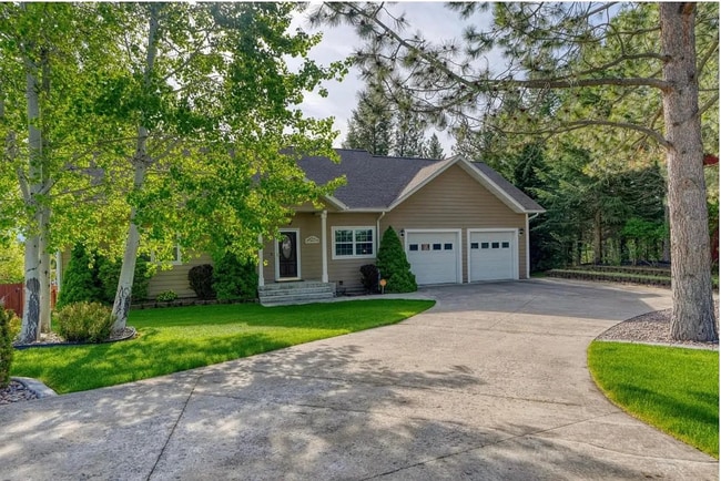 Primary Photo - 3b/2.5 House for Rent